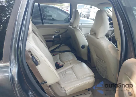 2011 Volvo Xc90 3.2 z USA, uszkodzony, nr VIN YV4952CY8B1590352